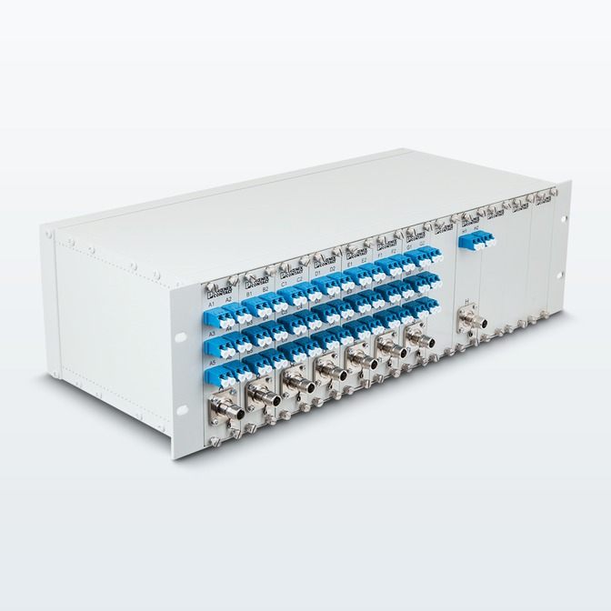 Patch panel da 19  per un'efficiente trasmissione dei dati in fibra ottica